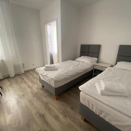 Apartamenty Zatorze Leszno  Exteriör bild